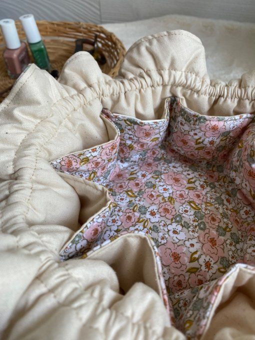 Le pochon Evy fleurs kalmia