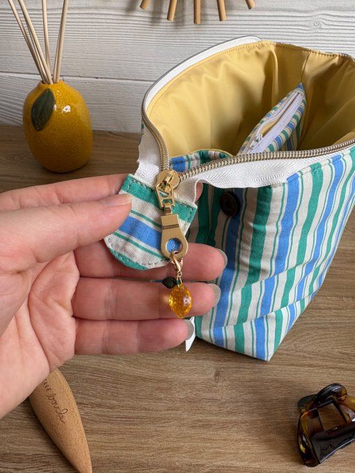 Trousse Joya Citron brodé rayure bleu/vert
