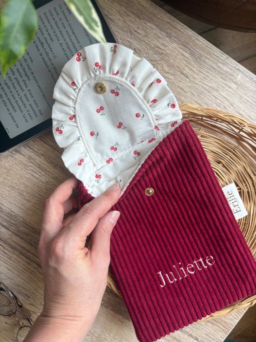 Pochette liseuse bordeaux cerise