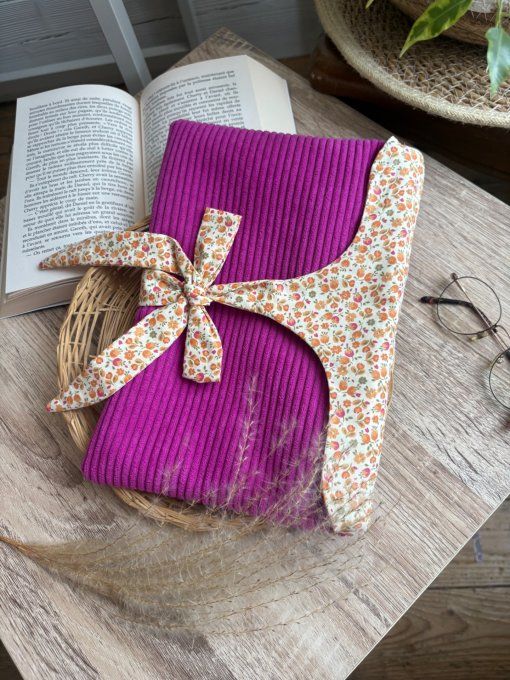 Pochette Hibiscus fleurs orangées