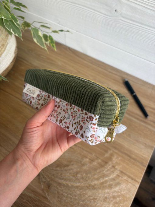 Trousse à crayon kaki
