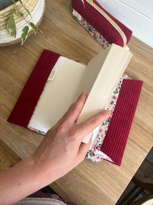Protège livre/carnet bordeaux