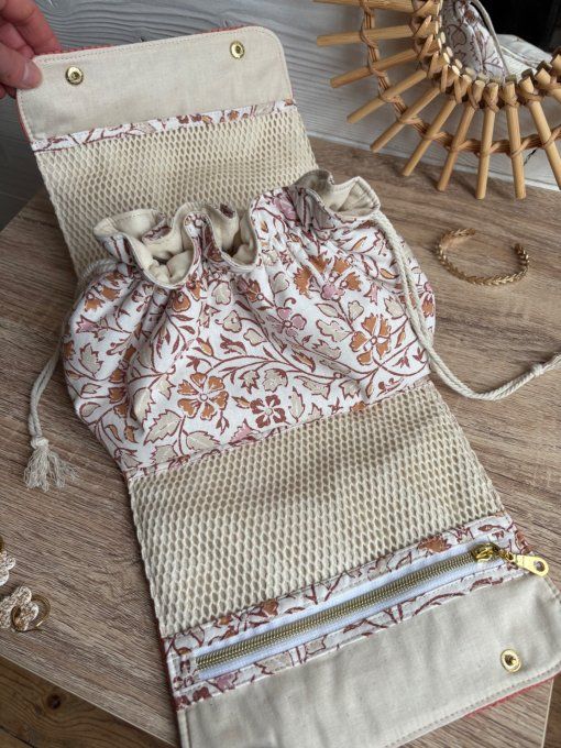 Pochon Elena Taille M - Velours Corail fleurs