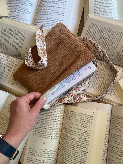 Pochette Marron Methari floral