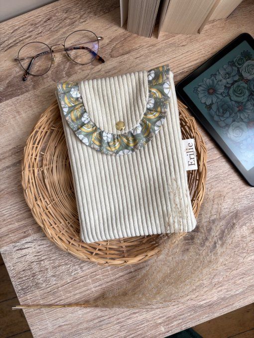 Pochette liseuse écru