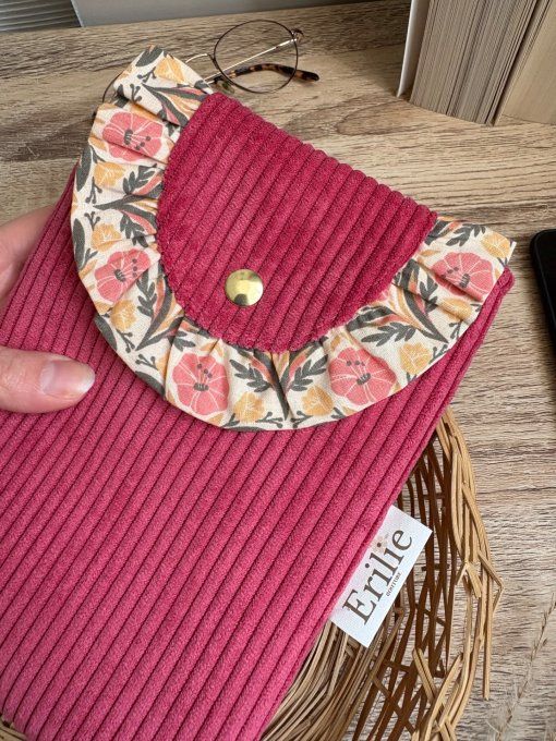 Pochette liseuse framboise