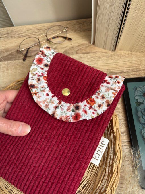 Pochette liseuse bordeaux