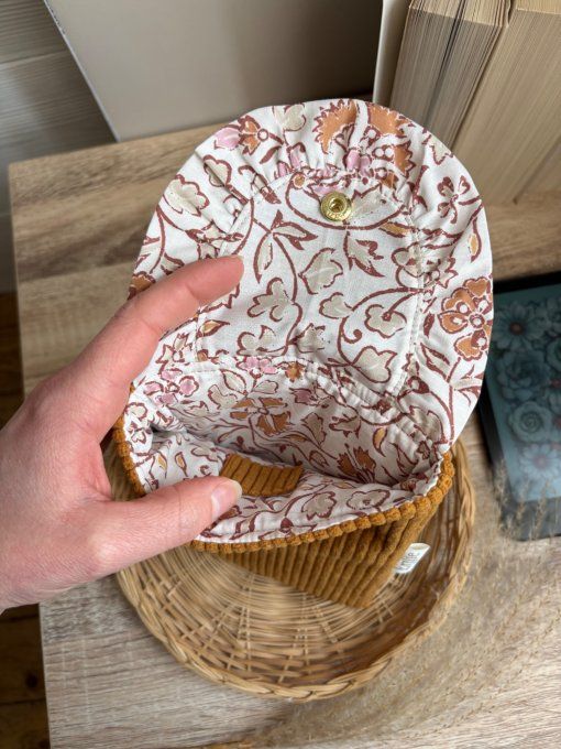 Pochette liseuse ocre