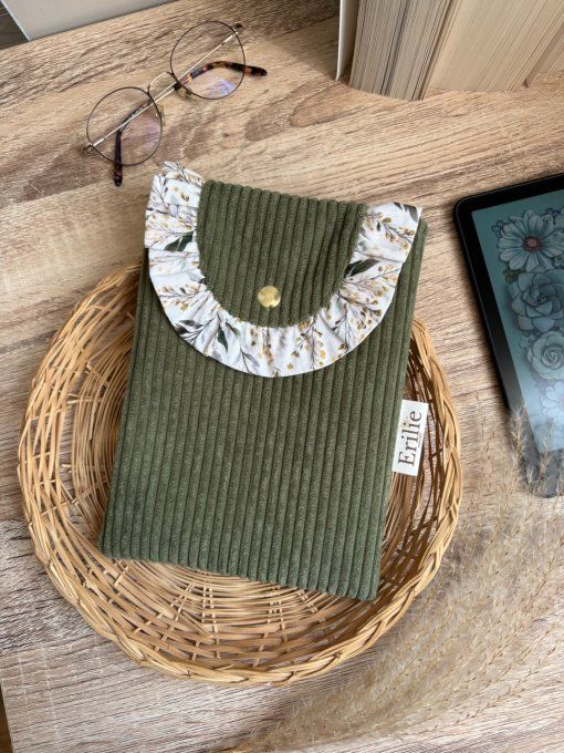 Pochette liseuse kaki