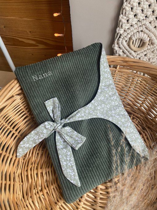 Pochette Kaki fleurs vert pâle