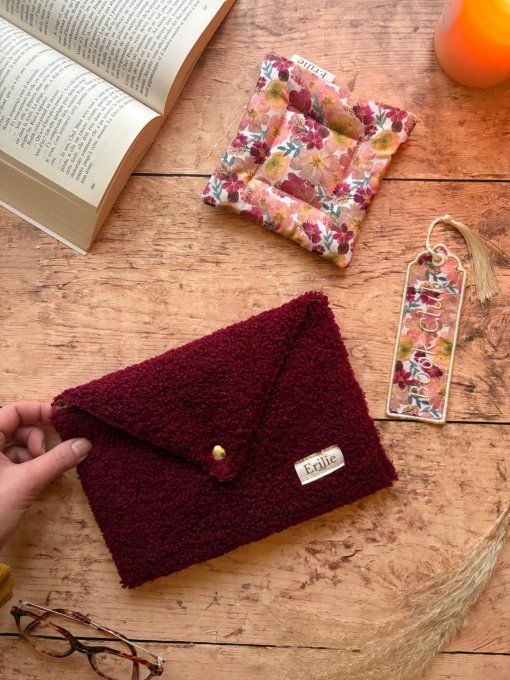 Box Book Club bouclette bordeaux
