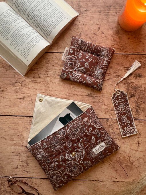 Box Book Club fleurs chocolat