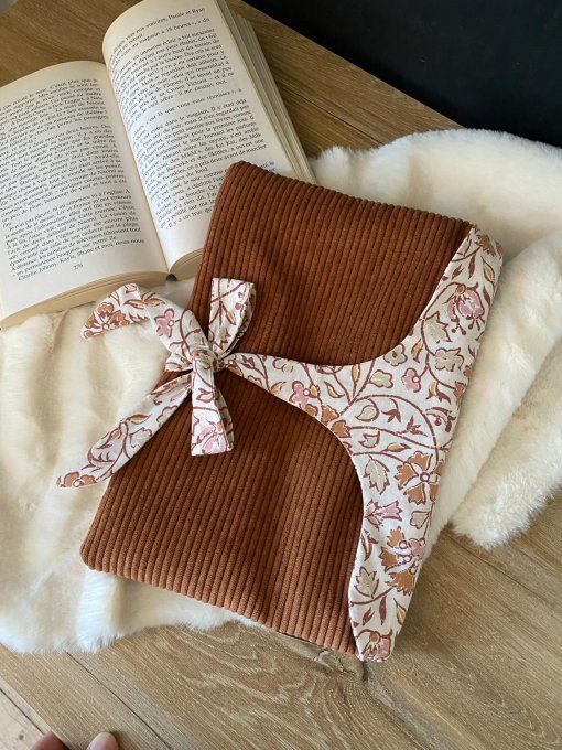 Pochette marron methari floral