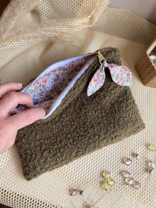 Trousse bouclette kaki