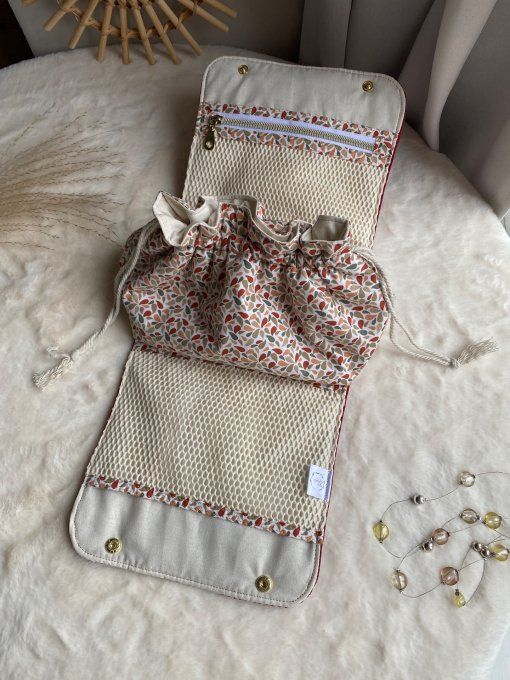 Pochon Elena - Velours Bordeaux Pétales