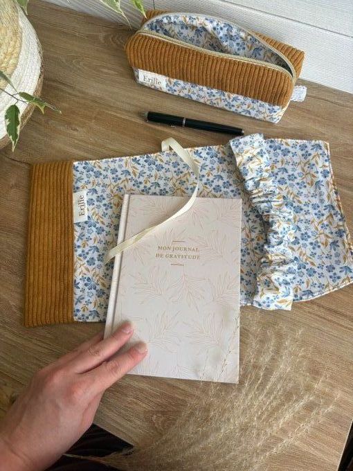 Protège livre/carnet ocre